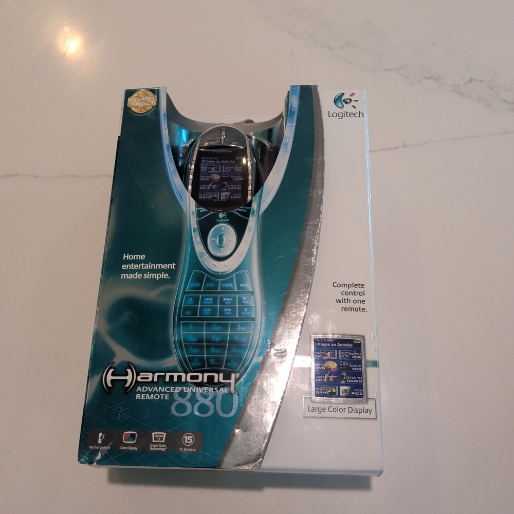 Logitech Harmony 880 Advanced Universal Remote Control NEW